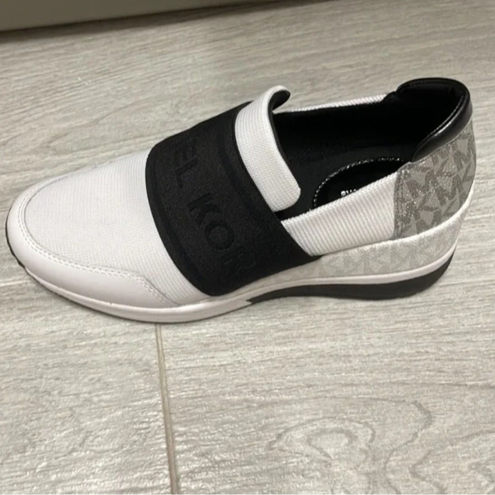 Felix Trainer - Picture 4 of 4